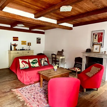 Feriehus Maison De Village Da Margot Lozzi