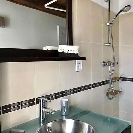 Maison De Village Da Margot Holiday home Lozzi